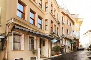 Гостиница Theodian Hotel  Стамбул